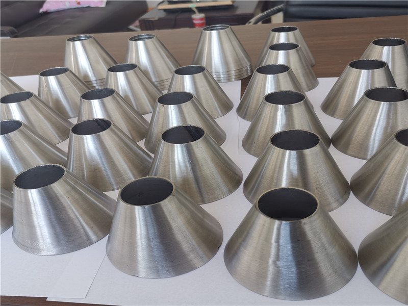 不锈钢锥形管偏心