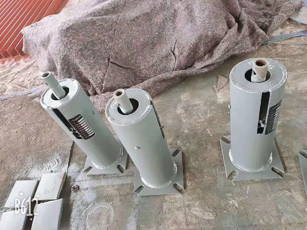 弹簧支吊架